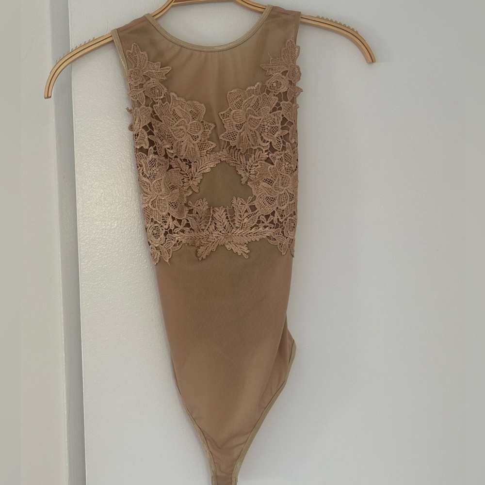 Elegant Lace Bodysuit in Tan
